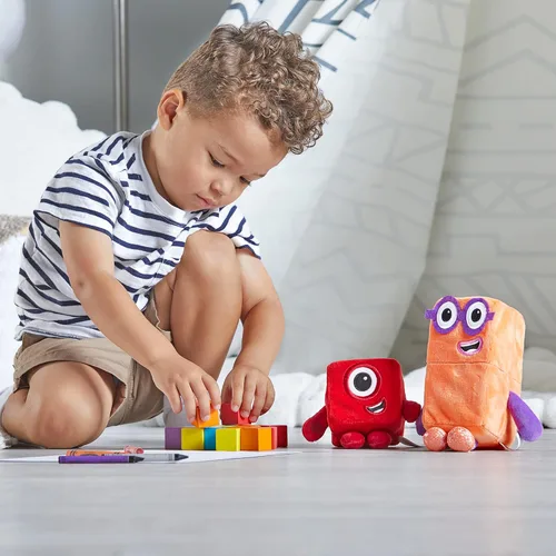 Vista 2 de hand2mind Numberblocks One & Two Playful Pals, juguetes de figuras de peluche, números para niños pequeños, juguetes de aprendizaje de matemáticas