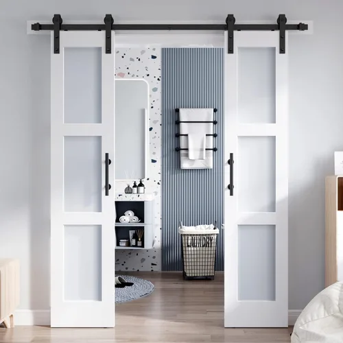 Puerta corrediza tipo granero con 3 paneles de vidrio esmerilado, madera laminada enchapada y revestimiento PVC, kit de herraje 6.6 pies, Blanco