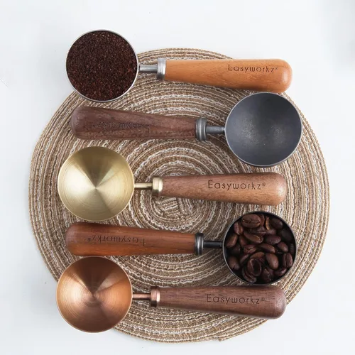 Vista 7 de Easyworkz Eclipse - Prensa francesa de 27 onzas, con cuchara de café medidora de acero inoxidable retro de 0.35 onzas, color bronce