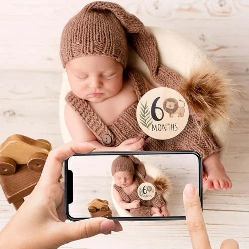 Vista 7 de Tarjetas de Hitos Mensuales para Bebé - 7 Círculos de Madera con Marcadores de Animales de Doble Cara, Discos para Fotografía de Recién Nacidos