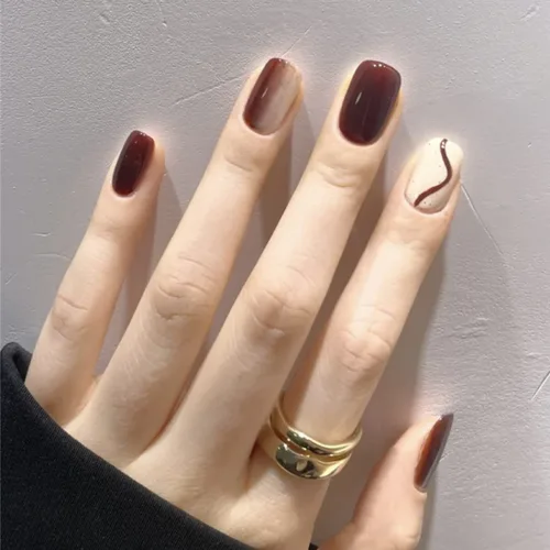 Uñas de primavera, uñas cortas a presión de color puro, uñas postizas pequeñas marrón caliente, uñas cuadradas cortas para manos pequeñas, kit de