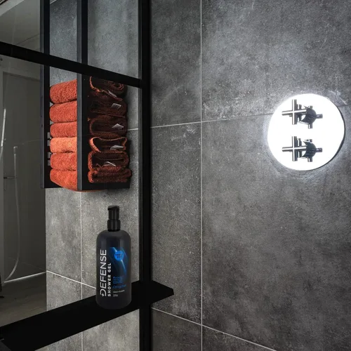 Vista 4 de Defense Soap Gel de ducha natural con aceite de árbol de té, aceite de eucalipto, romero y aloe vera, 32 onzas líquidas y líquido de defensa, 32