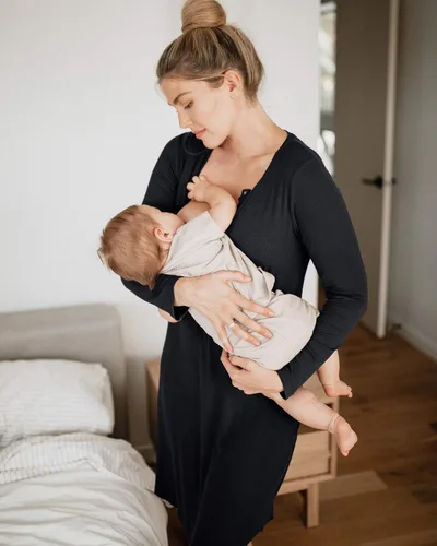 Vista 6 de Kindred Bravely Camisón de lactancia Betsy Henley Camisón de maternidad de manga larga