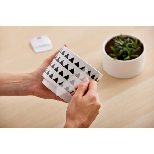 Vista 9 de Cricut Cinta de transferencia, 1 x 21 pies, hoja adhesiva de fácil transferencia para proyectos de vinilo, compatible con la mayoría de tipos