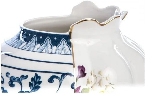 Vista 4 de SELETTI Jarrón Porcelánico Diámetro 9.1 in H.26 Hybrid Melania
