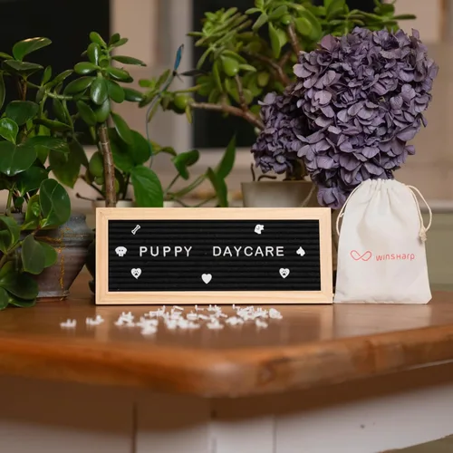 Vista 2 de Tablero de letras pequeñas Mini marco de madera de fieltro negro con letras blancas de 12 x 5 pulgadas Tableros de letreros intercambiables