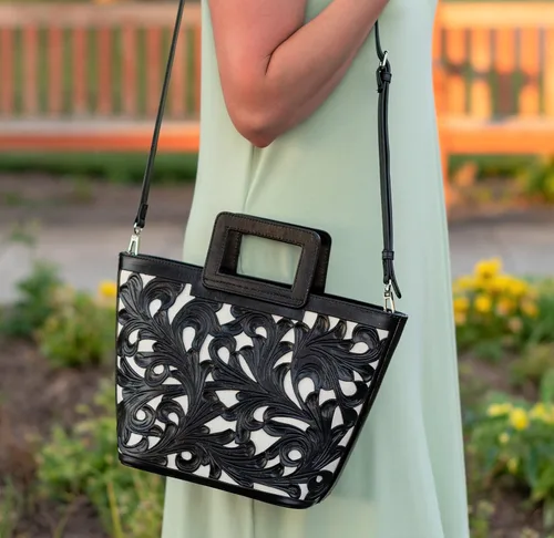 Vista 2 de Tooled - Bolso bandolera de piel para mujer, con asa superior