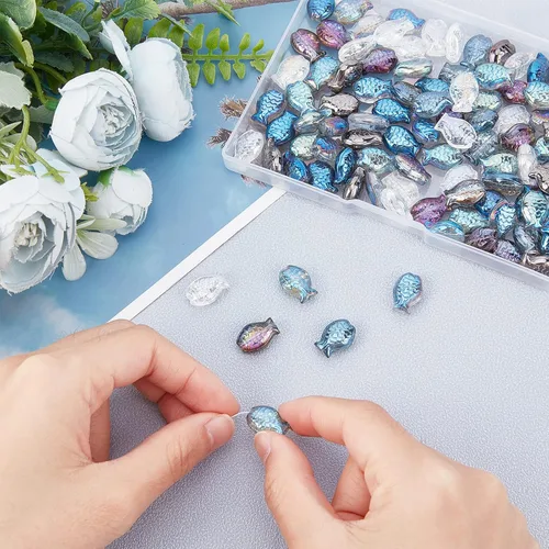 Vista 4 de SUNNYCLUE 1 caja de cuentas de vidrio de pescado galvanizadas para hacer joyas, kit de pulsera de cuentas de verano, océano, sirena, cuentas