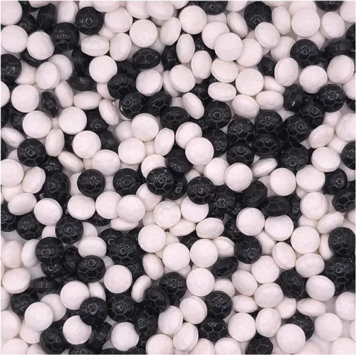 NCS Gránulos comestibles en forma de pelota de fútbol – Decoración para cupcakes y galletas en blanco y negro, 7 onzas