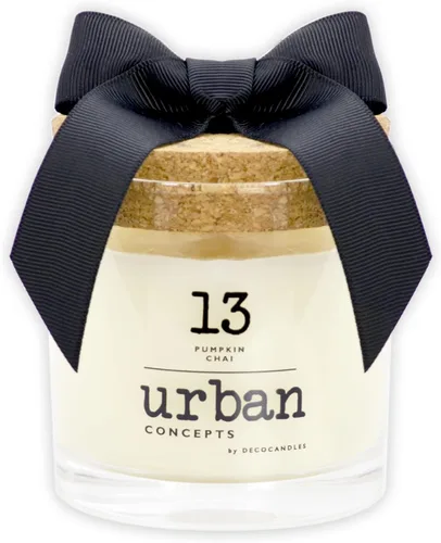 Vista 4 de Conceptos Urbanos de DECOCANDLES - Manzana Canela - Vela de soya altamente perfumada - Larga duración - vertida a mano en Estados Unidos (6 Oz.)