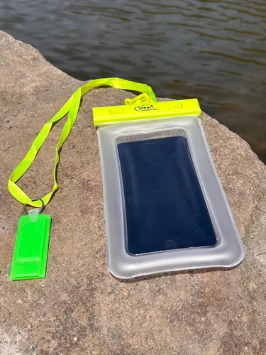 Vista 3 de Jokari Funda flotante impermeable para teléfono con correa para el cuello y silbato de emergencia. Utiliza la pantalla táctil y Bluetooth