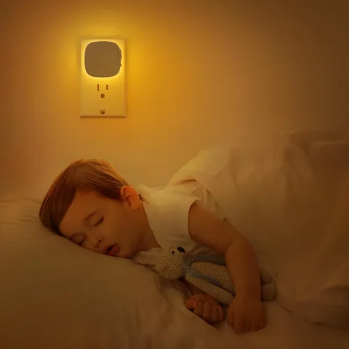 Vista 7 de AUVON - Luz nocturna LED enchufable con retroiluminación con sensor de movimiento y sensor de atardecer a amanecer, luz nocturna anaranjada