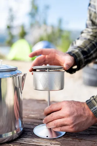 Vista 5 de Cafetera percoladora de aluminio Stansport con asa de alambre