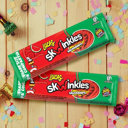 Vista 7 de Lucas Salsagheti - Tiras de caramelo dulce y caliente con sabor a sandía y salsa con sabor a tamarindo, tamaño King de 2.4 onzas, paquete de 6