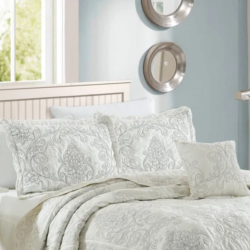 Vista 2 de Home Soft Things Juego de colcha de damasco de 4 piezas, edredón reversible con borde festoneado, juego de ropa de cama prelavado, patrón floral