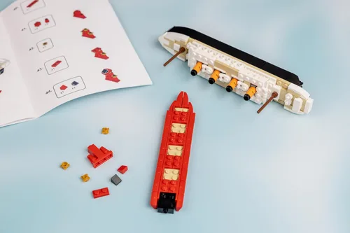 Vista 8 de Brick Loot Titanic - Juego de construcción – Kit de modelo de barco compatible con Lego, 217 piezas, mini ladrillos 3D de bricolaje rompecabezas 3D