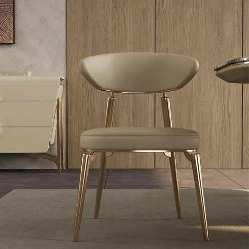 Vista 4 de Sillas de comedor, sillas de comedor de cuero modernas con patas de metal para cocina, sala de estar, Sillas para comedor(negro)