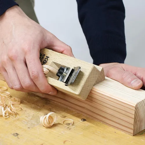 Vista 4 de KAKURI Plano biselado para madera [ajustable a 30°/45°/60°] - Plano biselado de esquina japonés para carpintería - Hoja de acero japonés y cuerpo