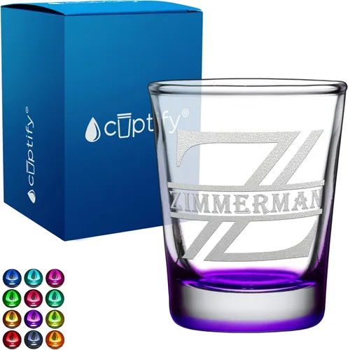 Vista 45 de Inicial y nombre de cristal de chupito personalizado, 2 onzas, parte inferior negra grabada con texto personalizado para regalos, bodas, cumpleaños