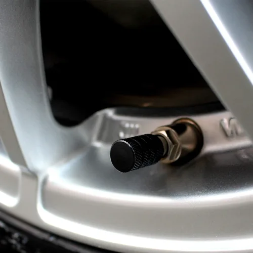 Vista 3 de SAMIKIVA Paquete de 12 tapones de aluminio para válvulas de neumáticos, metal con anillo de goma, cubierta a prueba de polvo, ajuste universal