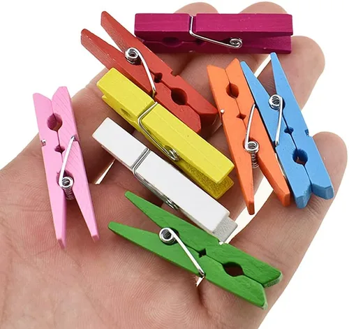 Vista 21 de HAHIYO Pinzas de madera marrón para ropa, mini Aviod Fall Apart de 1 pulgada de largo, paquete de 80 resortes fuertes, sin óxido, sin decoloración