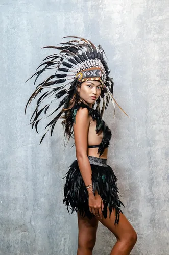 Vista 3 de Tocado de plumas inspirado en indios nativos americanos (longitud corto)