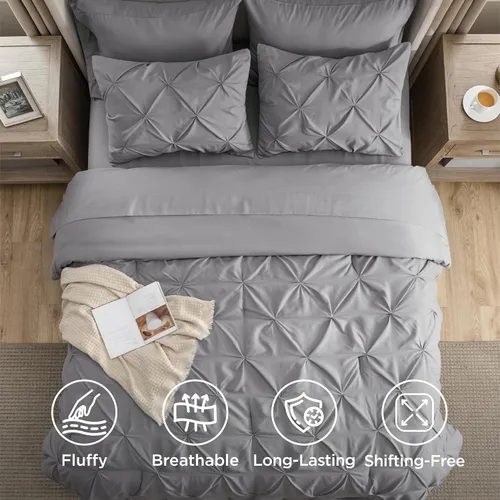 Vista 4 de Bedsure Juego de edredón tamaño King extragrande gris - Juego de ropa de cama en una bolsa de 7 piezas, juego de cama pintuck GentleSoft™ gris