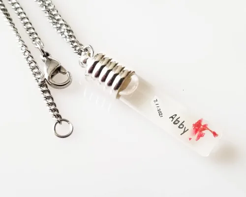 Vista 4 de Customized personalized name on a grain of rice- Necklace, keychain or both with a 2mm stainless steel figaro chain