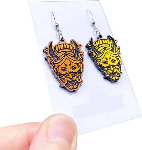 Vista 4 de Aretes de guerrero con máscara de geisha japonesa, idea de regalo de artes marciales, aretes de anime japonés