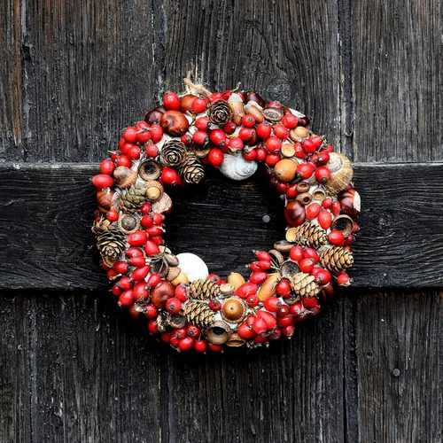 Vista 8 de Paquete de 30 coronas de espuma para manualidades de 5.7 pulgadas, anillo de espuma de poliestireno blanco, forma de corona redonda de espuma