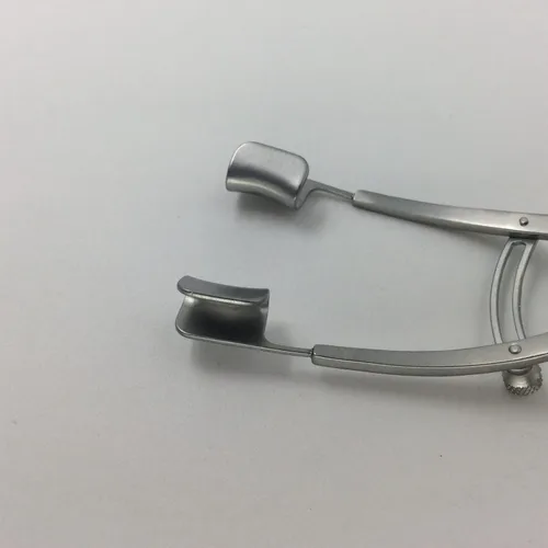 Vista 3 de chaoyue instrumentos médicos acero inoxidable 2.953 in V tipo ojo espéculo instrumento oftálmico ENT plástico