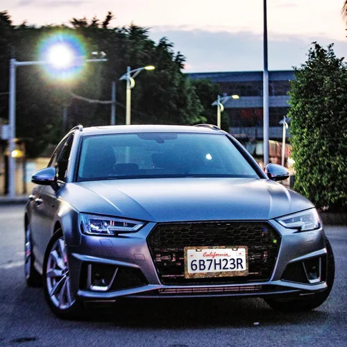 Vista 7 de Marco de matrícula de camuflaje con diseño de camuflaje de bosque, personaliza acero inoxidable, divertido diseño compatible con soporte estándar