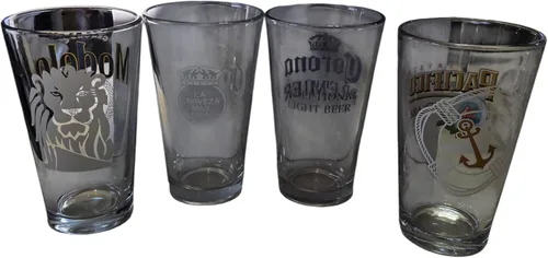 Vista 3 de Beers of Mexico - Juego de 4 vasos de pinta