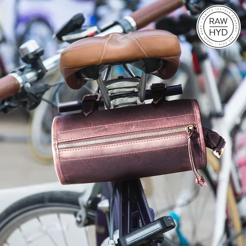 Vista 2 de RAW HYD Bolsa de manillar de cuero de grano completo para bicicletas y motocicletas – Bolsa de herramientas de bicicleta de estilo vintage