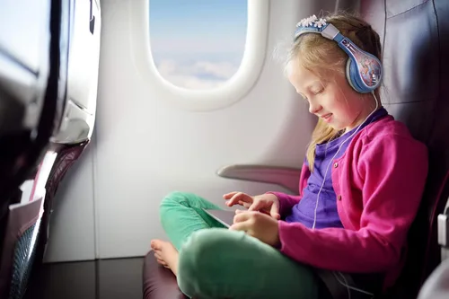 Vista 2 de Frozen 2 - Auriculares para niños, diadema ajustable, sonido estéreo, conector de 0.138 in, auriculares con cable para niños, sin enredos, control