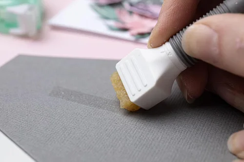 Vista 7 de Sizzix Juego de herramientas adhesivas para recoger y empujar Herramienta de modelado perfecta para manualidades intrincadas de papel, tarjetas