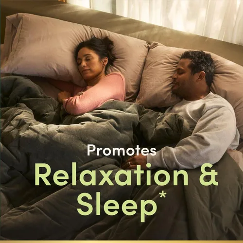 Vista 2 de Nature's Bounty Gomitas de melatonina de 10 mg, suplemento para dormir 100% libre de drogas, 10 mg, arándano, 140