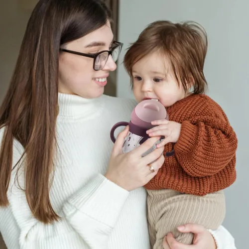 Vista 9 de Vaso para bebés de 6 meses en adelante, vaso con popote con peso antiderrames para niños pequeños, vaso de paja para bebé con asas, a prueba