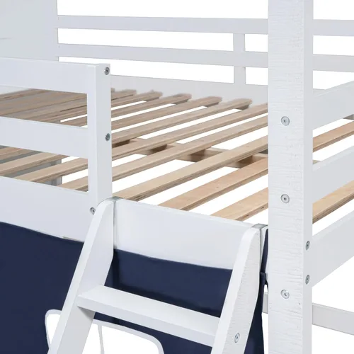 Vista 276 de Cama de casa de tamaño individual con elegantes ventanas y estantería, litera con diseño de castillo de madera con barandillas de seguridad