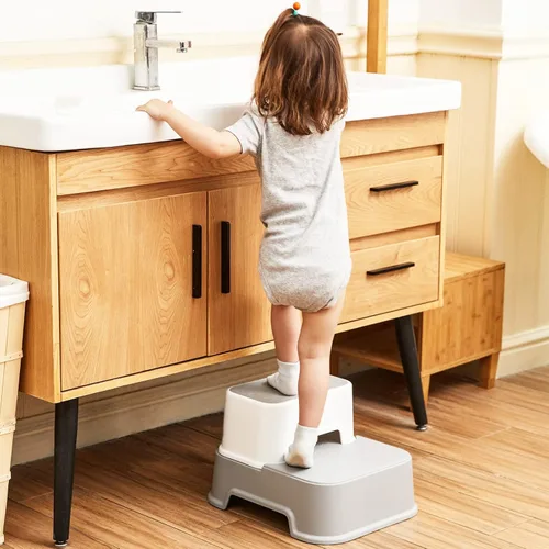 Vista 2 de Taburete de 2 escalones para niños (2 paquetes), taburete para niños pequeños para lavabo de baño, entrenamiento para ir al baño, taburete