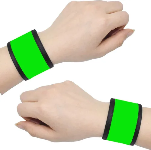 Vista 16 de Pulseras LED que brillan con luz para el brazo, bandas de muñeca intermitentes de alta visibilidad, luces de equipo de seguridad para ciclismo