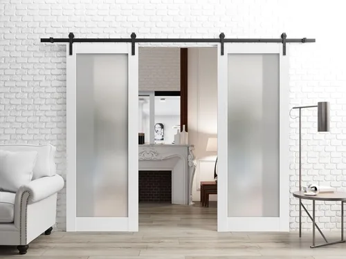 Vista 2 de SARTODOORS Puerta de granero doble resistente con vidrio esmerilado Planum 2102 seda blanca Juego pesado de perchas negras de 13 pies Puertas