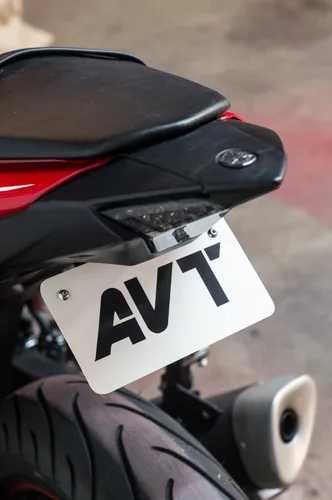 Vista 5 de AVT Kit eliminador de guardabarros YZF-R3 2019-2024 - Luz trasera integrada LED R3