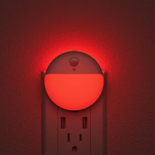 YUNLEX Paquete de 2 luces nocturnas rojas enchufables con sensor de movimiento y sensor de atardecer a amanecer, 3 modos, brillo suave, 0% luz azul