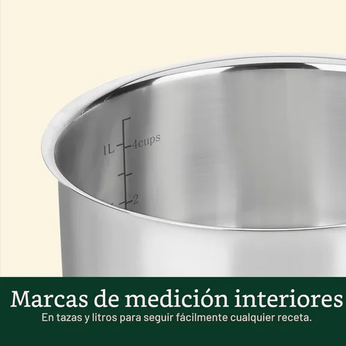 Vista 4 de Cuisinart Cacerola de 1.5 Cuartos con Tapa, Colección Clásica de Utensilios de Cocina del Chef de Acero Inoxidable, 719-16