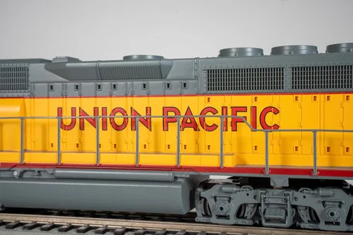 Vista 4 de Bachmann Trenes - EMD GP40 - Locomotora equipada con valor acústico DCC - Union Pacific® #858 - Escala HO