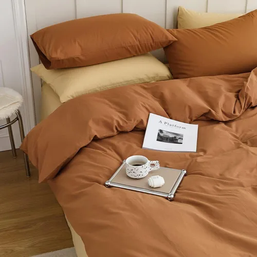 Vista 471 de CLOTHKNOW Juego de edredón de 3 piezas a cuadros color beige óxido, tamaño Full, juego de ropa de cama de cuadros edredón terracota con 2 fundas