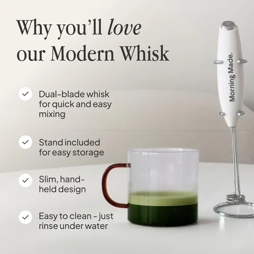 Vista 3 de Morning Made Batidor eléctrico de matcha, alternativa al batidor tradicional de bambú, varita espumadora de leche a pilas con soporte protector