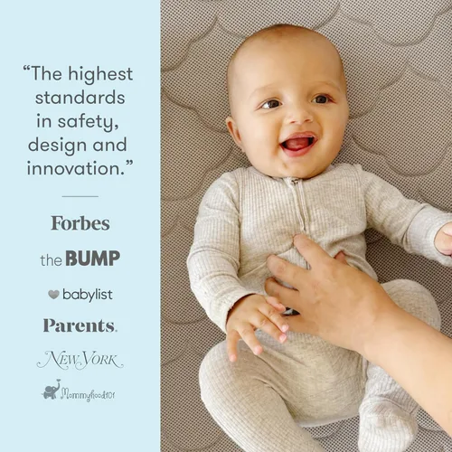 Vista 4 de Newton colchón para cuna 100% transpirable y con eficacia comprobada para reducir el riesgo de asfixia.Ve más allá con un colchón orgánico