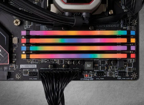 Vista 10 de Corsair Vengeance RGB Pro 32GB (4x8GB) DDR4 3200MHz C16 LED Memoria de escritorio - Negro
